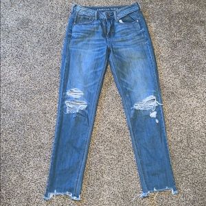Women’s American Eagle Hi-rise Tomgirl jeans